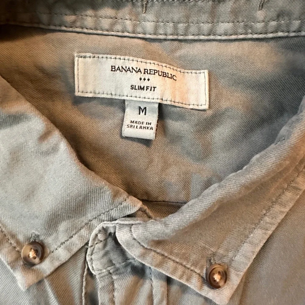 Banana Republic Slim Fit Button Down Men M Short Sleeve Sage Green Modern Casual